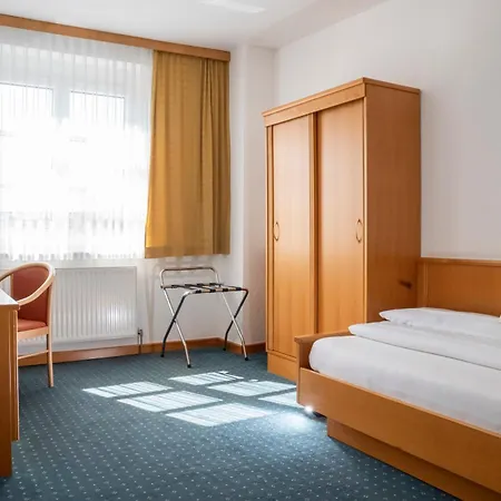 Hotel Eisenbock's Strasser Hof