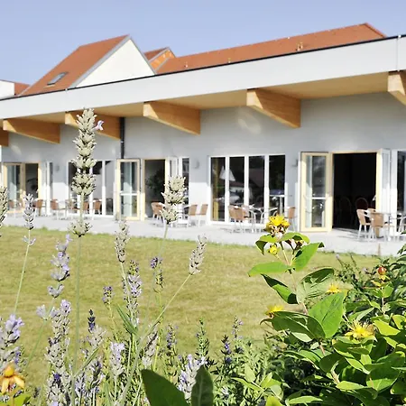 Eisenbock's Strasser Hof Hotel